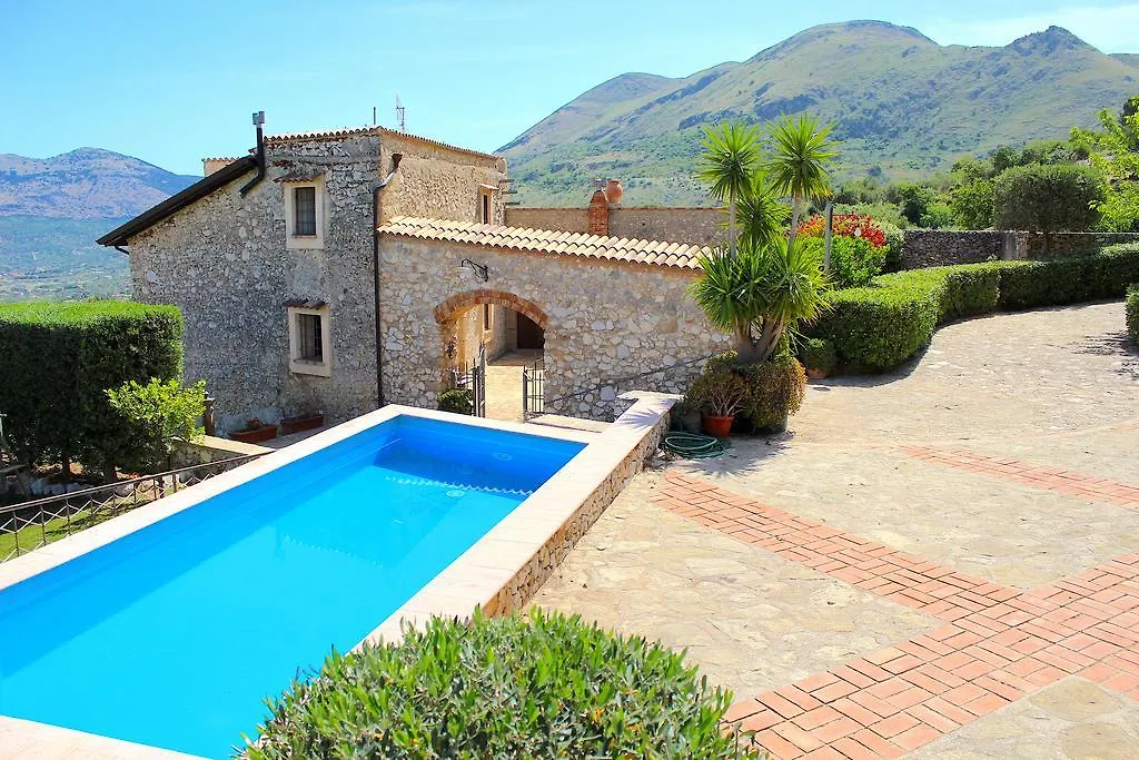 Casale Maddalena Βίλα Carini