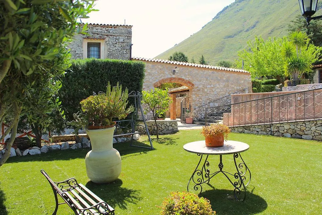 Casale Maddalena Villa Carini 0*,